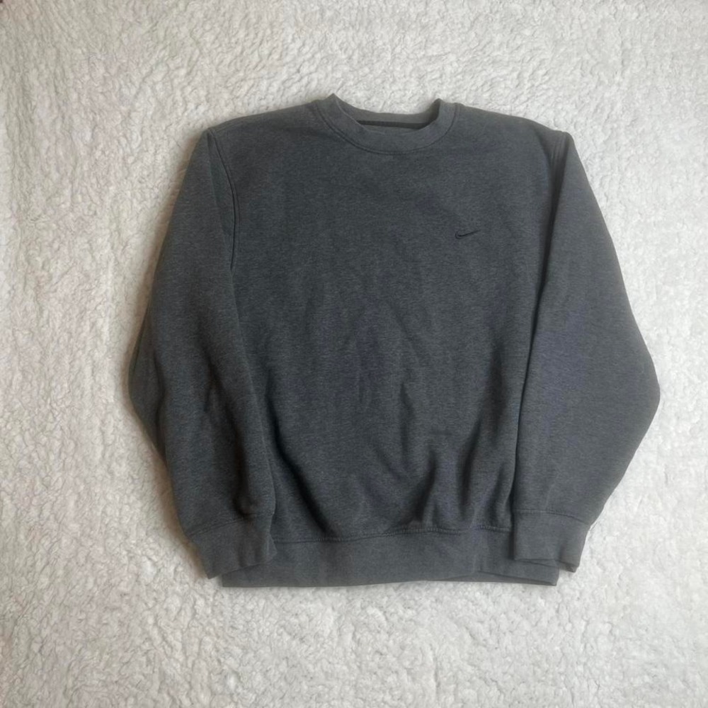 Y2K Nike silver bar tag grey mens essential crew neck sweatshirt‎ boxy